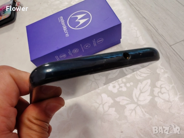 Motorola One Macro 4/64 GB - отличен!, снимка 7 - Motorola - 52012796