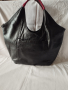 ЕСТЕСТВЕНА КОЖА на MOSCHINO голяма дамска чанта в черно и червено, снимка 1 - Чанти - 44975591