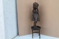 Бронзова фигура ''Момиче с обувка'', снимка 15
