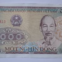 1000 донга Виетнам 1000 донг Виетнам 1988 Азиатска банкнота с Хо Ши Мин , снимка 1 - Нумизматика и бонистика - 45513032