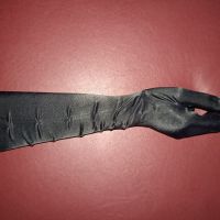 Черни сатенени  елегантни ръкавици с еластичност , снимка 7 - Ръкавици - 45629298