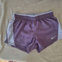 Къси дамски шорти Nike, снимка 1 - Клинове - 45294366