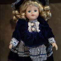 Колекционерска кукла порцеланова, снимка 3 - Кукли - 45188861