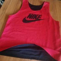 Потник Nike size M 2 лица , снимка 1 - Тениски - 45253674