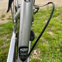 Велосипед KTM 28 цола-Дамски, алуминиев, снимка 4 - Велосипеди - 45740919