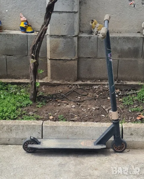 Немска тротинетка за триковете скоковете , снимка 1