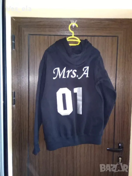 черен суитшърт Mrs.A 01, снимка 1