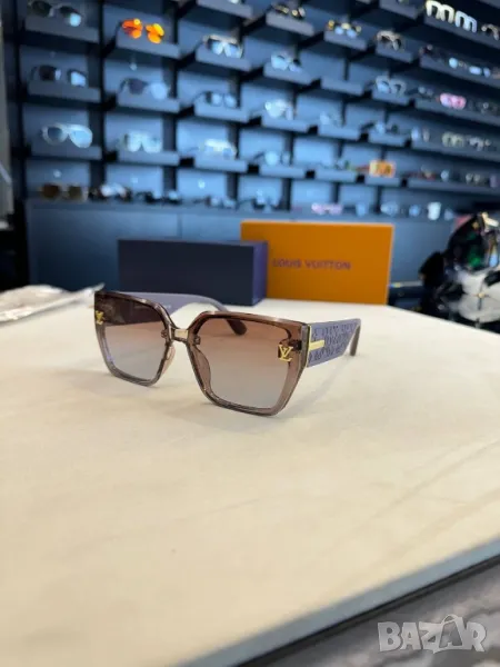 очила с черен обикновен калъф louis vuitton , снимка 1