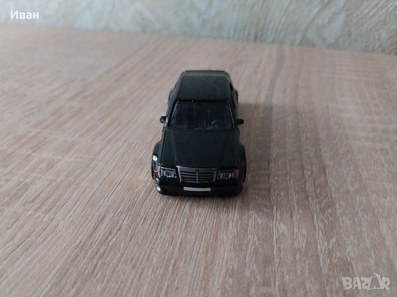 mercedes -Benz w124 hot wheels 1:64, снимка 1