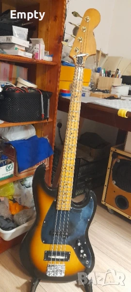 Бас китара Кремона, снимка 1