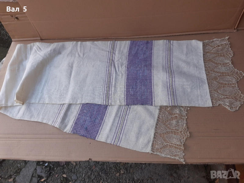 Автентичен тъкан кенарен месал с дантела , обредна кърпа, снимка 1