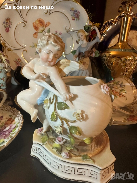 Sitzendorf Germany  Circa 1904 - “Вазата с херувима” Код P1724, снимка 1