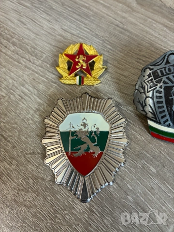 Лот кокарди и медал, снимка 3 - Антикварни и старинни предмети - 53140867
