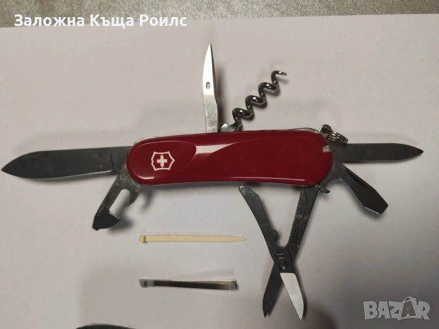 Швейцарско ножче с 9 функции – оригинален калъф, снимка 3 - Ножове - 53515275