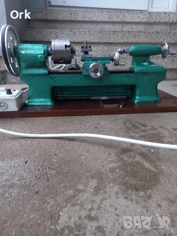 струг часовникарски 