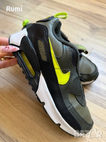 Оригинални юношески маратонки NIKE Air Max 90 Toggle! 34,5 н, снимка 2 - Детски маратонки - 52179924