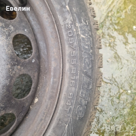 Зимни гуми с джанти VW Туран 2006г, снимка 3 - Гуми и джанти - 52452968