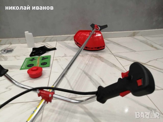 STIHL бензинов тример храсторез за треви и храсти , снимка 4 - Градинска техника - 45580487