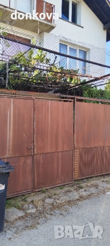 къща Перник Център над болницата., снимка 13 - Къщи - 52003898