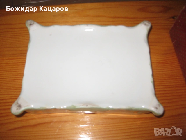 Красива порцеланова кутия, за карти или бижута.Цена - 8 евро.Пращам по Еконт., снимка 7 - Антикварни и старинни предмети - 53444777