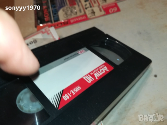 БЕЗ ИЗХОД-ЖАН КЛОД ВАН ДАМ-VHS VIDEO TAPE 1809251735, снимка 14 - Екшън - 51759988