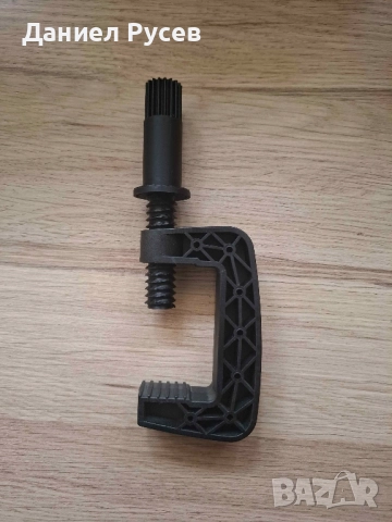 3D Printed Clamp Screw for Logitech steering wheel, снимка 3 - Други игри и конзоли - 51542314