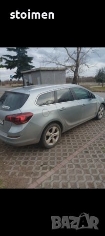 Продавам Opel astra j 2.0cdti, снимка 3 - Автомобили и джипове - 45638437