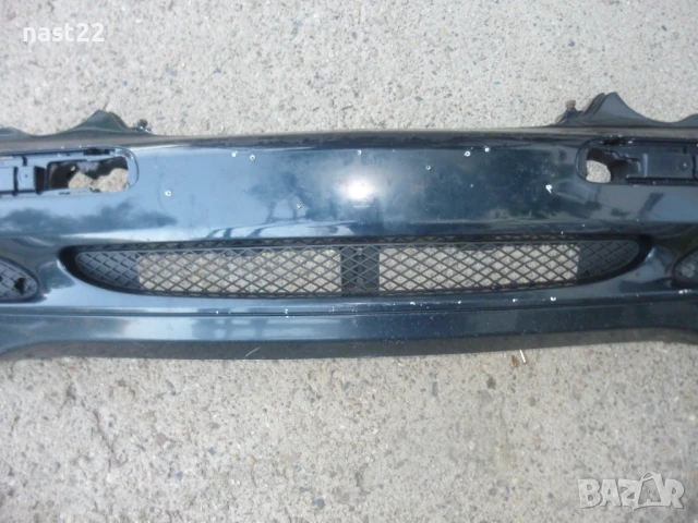 Предна броня за Мерцедес C-класа W 203 седан, снимка 3 - Части - 50505207