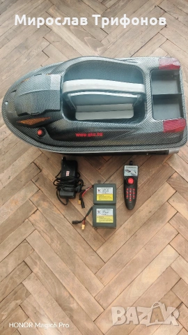 лодка за захранка HJ817, снимка 2 - Стръв и захранки - 53673185