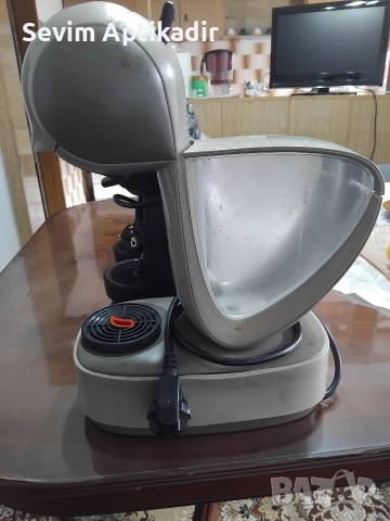 Кафе машина Долче густо , снимка 5 - Кафемашини - 52840327