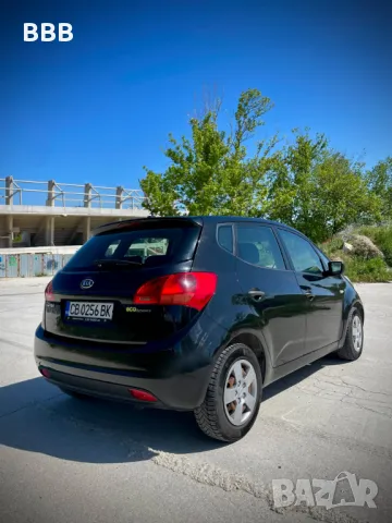 Kia Venga 1.4 CRDi , снимка 6 - Автомобили и джипове - 49028382