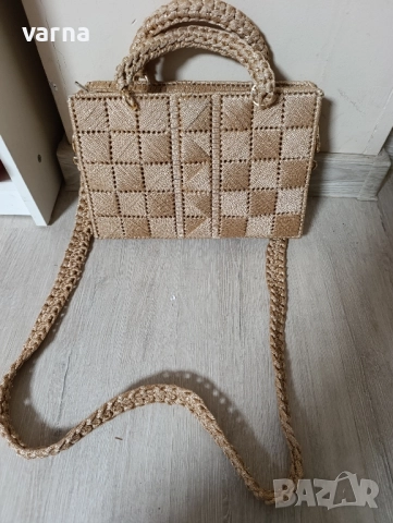 Красиви и стилни дамски чанти ръчно плетени