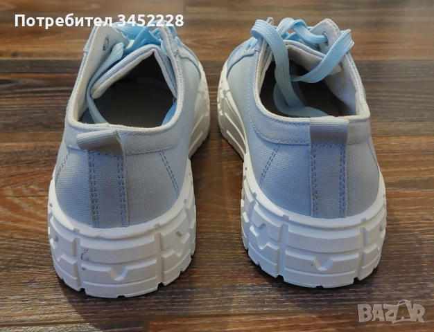 обувки дамски нови GUESS номер 41, снимка 5 - Дамски ежедневни обувки - 52541428