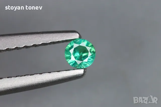 Бразилски Александрит с рядък цвят - 0.115 кт.! Сертифициран! , снимка 4 - Други - 49898518