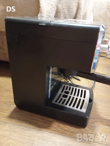 еспресо машина Philips Saeco Poemia., снимка 3 - Кафемашини - 53189064