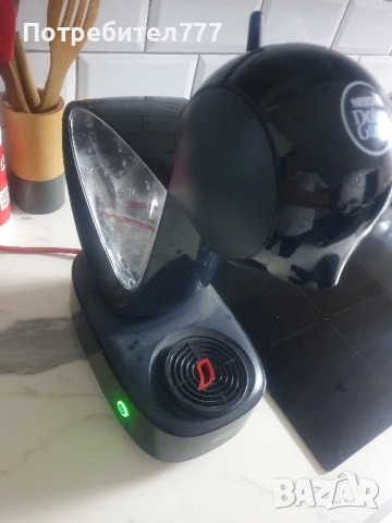 кафемашина DOLCE Gusto , снимка 2 - Кафемашини - 51947605