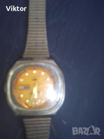 Продавам ръчен дамски часовник , снимка 1 - Дамски - 45216386