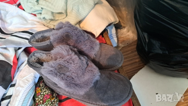 Продавам Дамски Ботуши 