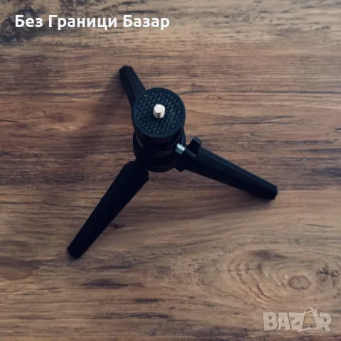 Нов статив стойка за проектор камера регулируем компактен трипод, снимка 3 - Чанти, стативи, аксесоари - 49743242