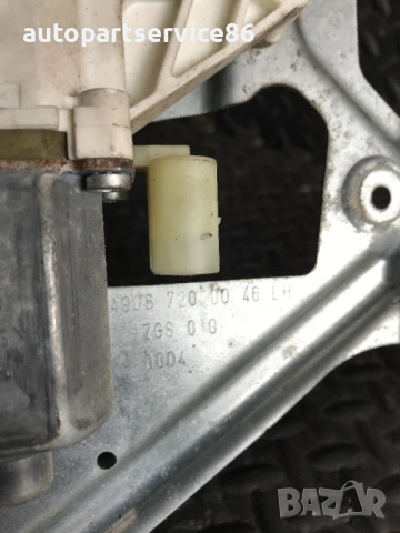 Регулатор на предно ляво стъкло за Mercedes W906 Sprinter (2009) A9067200046, снимка 2 - Части - 53887143