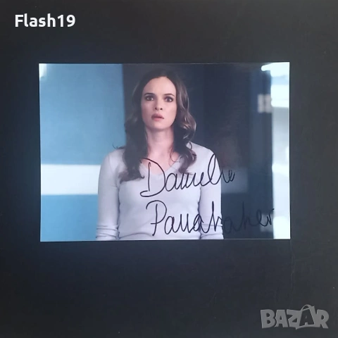 ⚡️ Личен автограф Даниел Панабейкър (Danielle Panabaker) - Кейтлин Сноу (Caitlin Snow) ⚡️