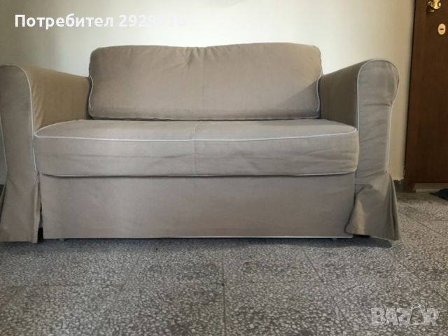 Двуместен Разтегатегателен диван IKEA, снимка 2 - Дивани и мека мебел - 45110444