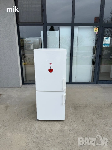 Хладилник с фризер Либхер 135см , снимка 12 - Хладилници - 54212919