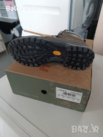 Туристически обувки , снимка 5 - Други - 54287494