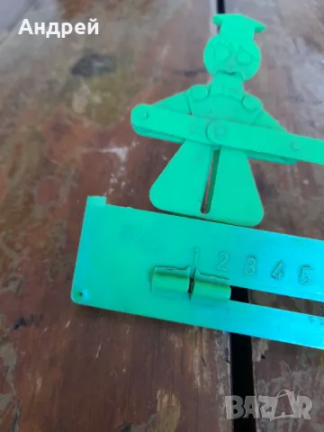 Стара фигурка Pif, снимка 2 - Други ценни предмети - 50224438