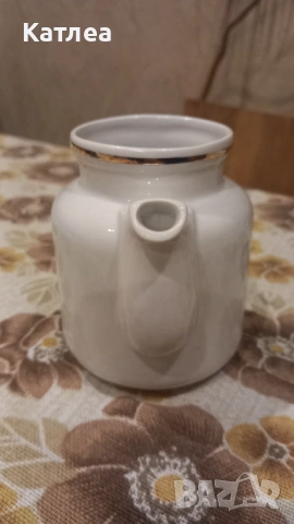 Детска порцеланова каничка , снимка 6 - Сервизи - 53867869