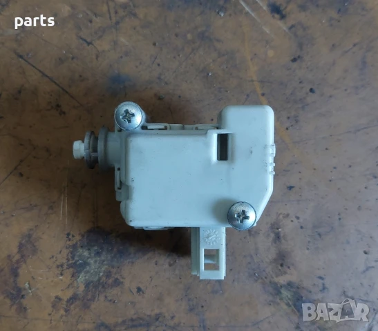 Машинка Централно Заключване VW Голф 4 (2), снимка 4 - Части - 50625390