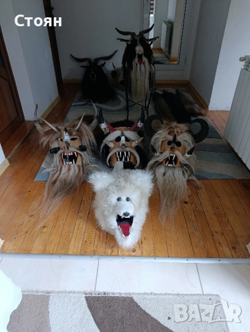 кукерски маски и бичове от конски опашки, снимка 2 - Други спортове - 52054091