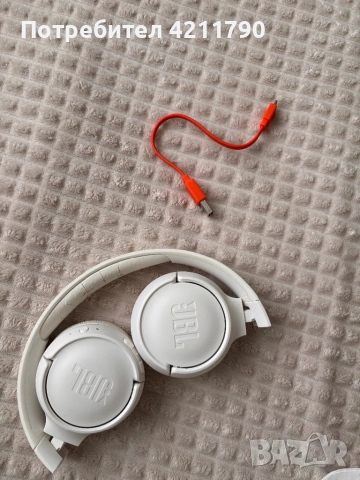 Безжични слушалки JBL, снимка 2 - Bluetooth слушалки - 51577857