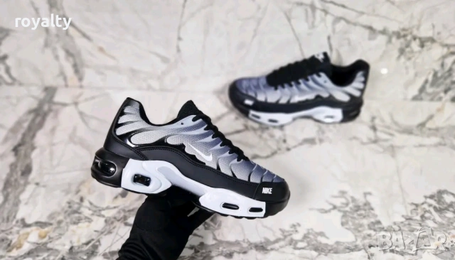 Nike Мъжки Спортни Маратонки Найк 37-45 Номер с Кутия , снимка 2 - Маратонки - 53233762